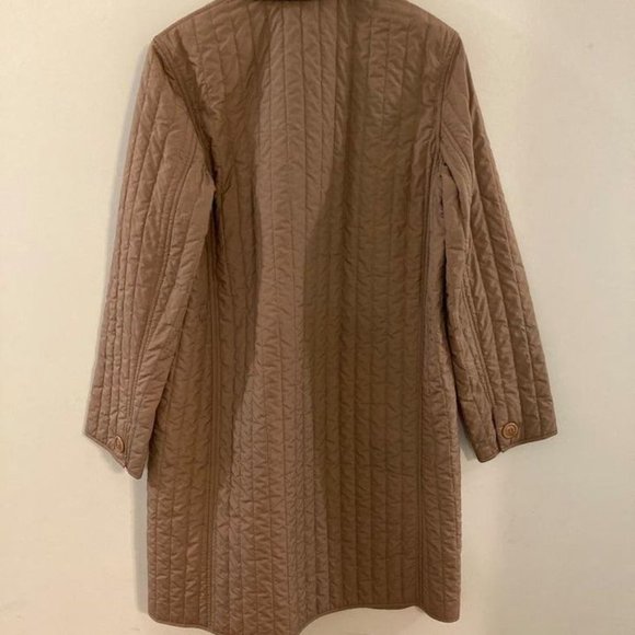 MAXMARA Weekend Quilted Double Breasted Coat. - Picture 6 of 6